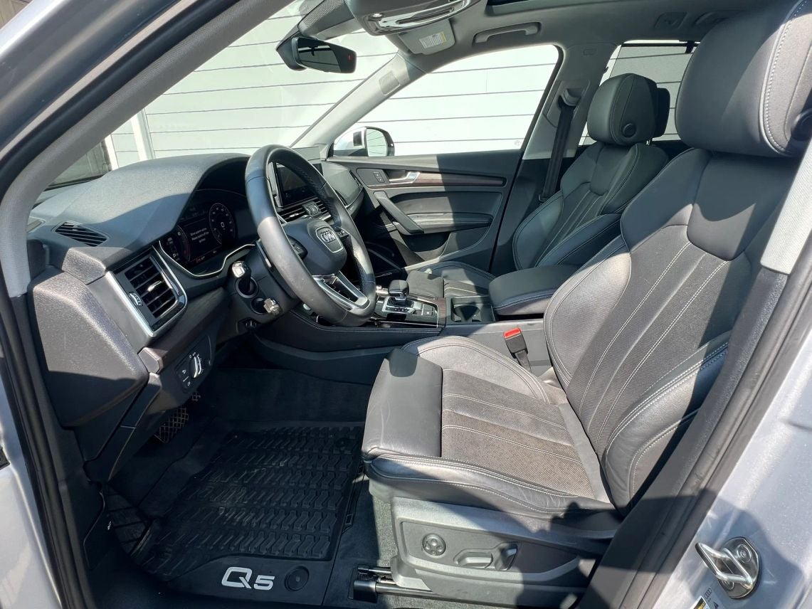 2023 Audi Q5 45 TFSI S line Premium Plus Sport Utility 4D