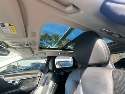 2018 Volvo V90 T6 Cross Country Wagon 4D