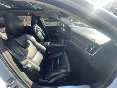 2018 Volvo V90 T6 Cross Country Wagon 4D
