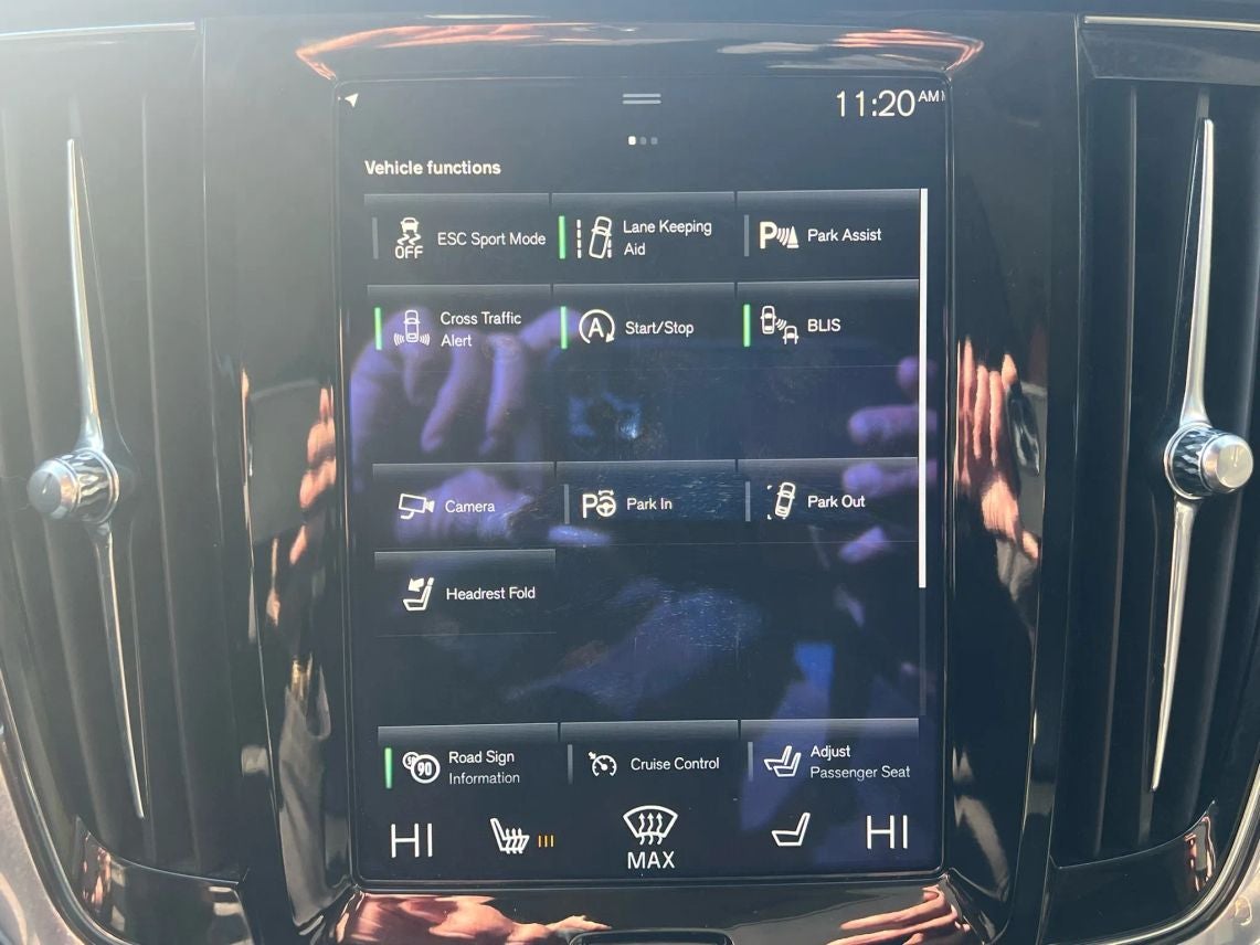 2018 Volvo V90 T6 Cross Country Wagon 4D