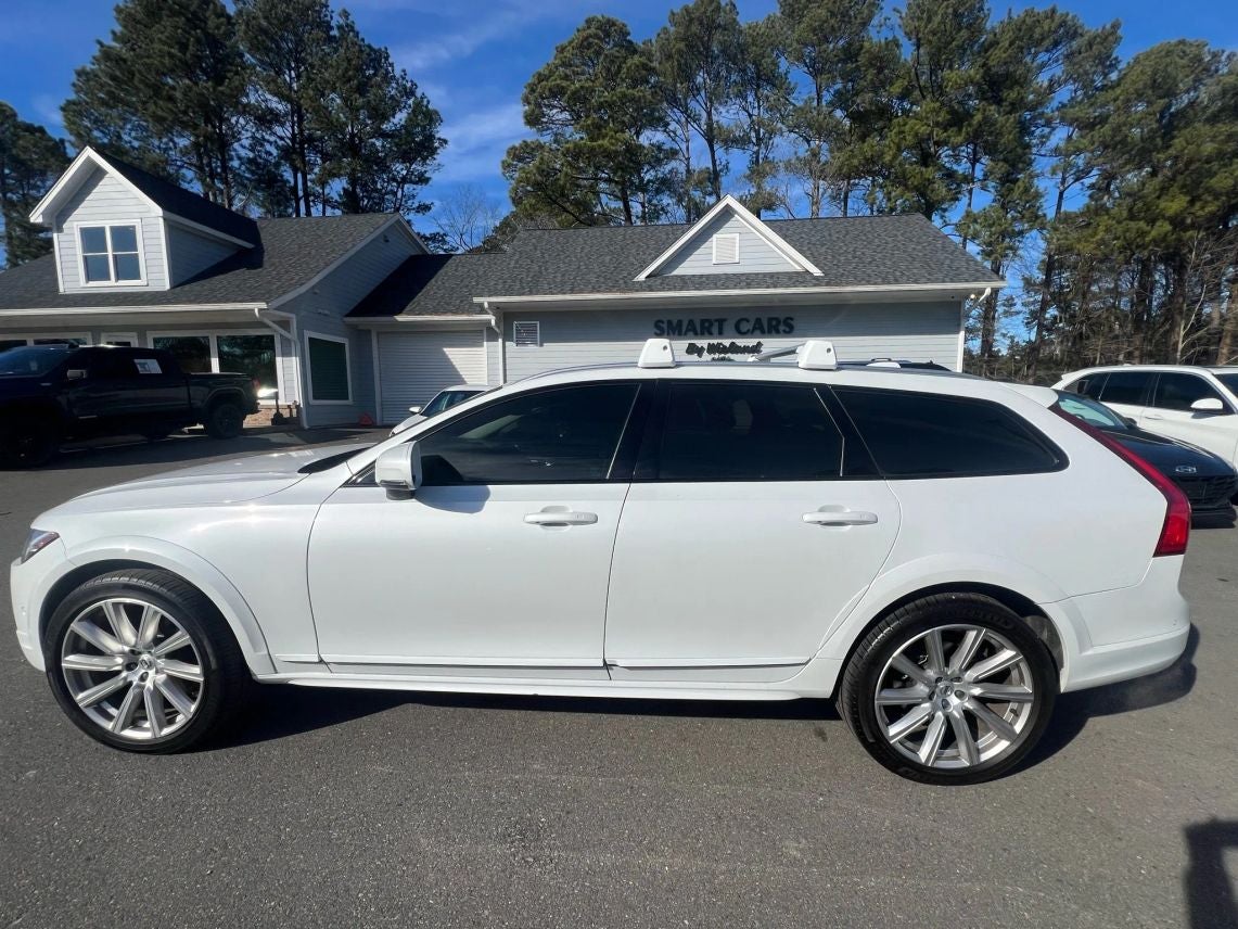 2018 Volvo V90 T6 Cross Country Wagon 4D