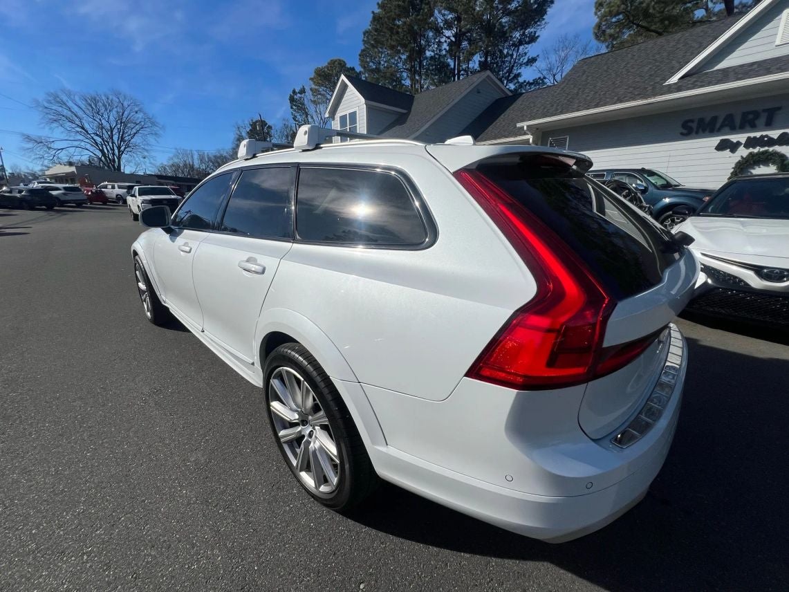 2018 Volvo V90 T6 Cross Country Wagon 4D