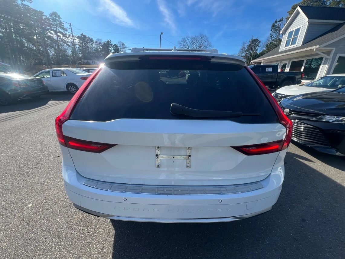 2018 Volvo V90 T6 Cross Country Wagon 4D