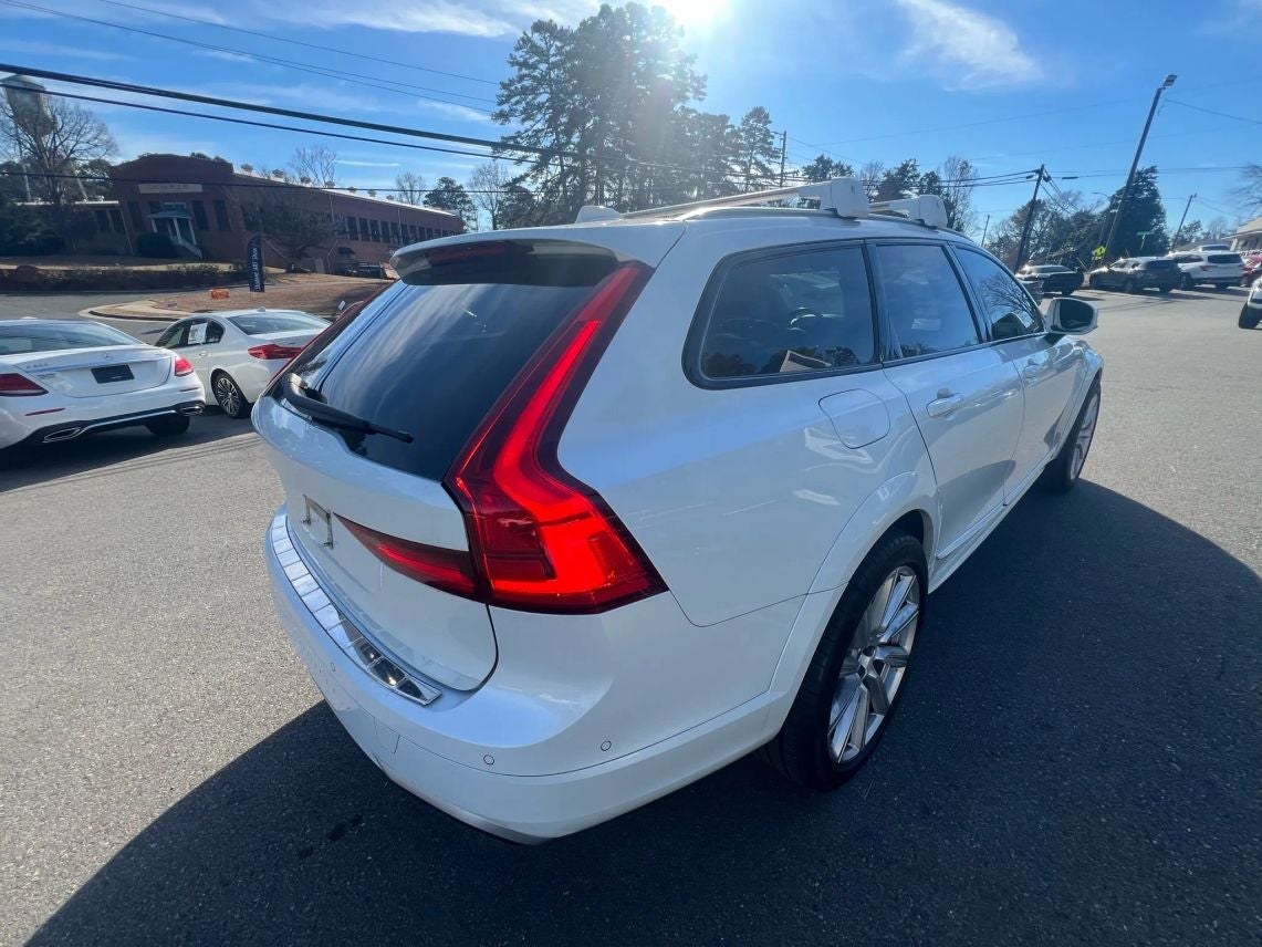 2018 Volvo V90 T6 Cross Country Wagon 4D