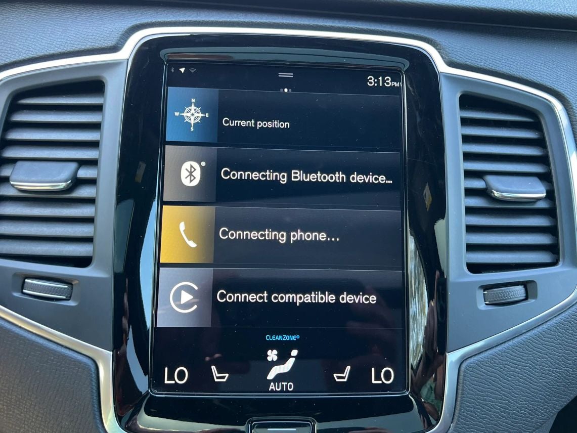 2021 Volvo XC90 T6 Momentum Sport Utility 4D