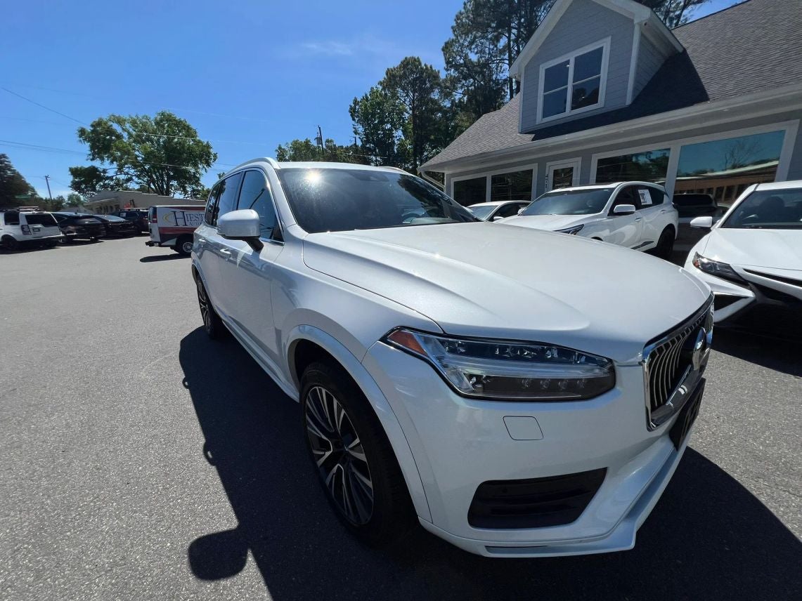 2021 Volvo XC90 T6 Momentum Sport Utility 4D