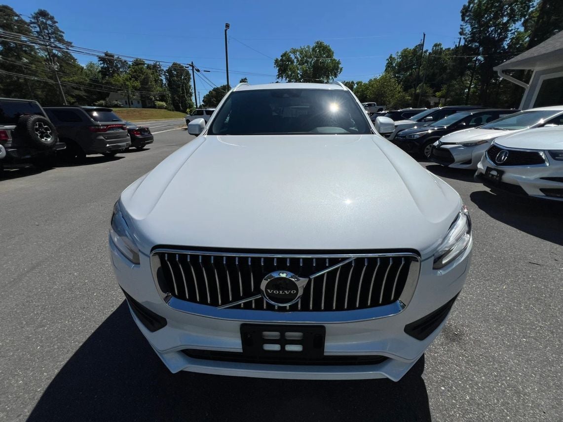 2021 Volvo XC90 T6 Momentum Sport Utility 4D