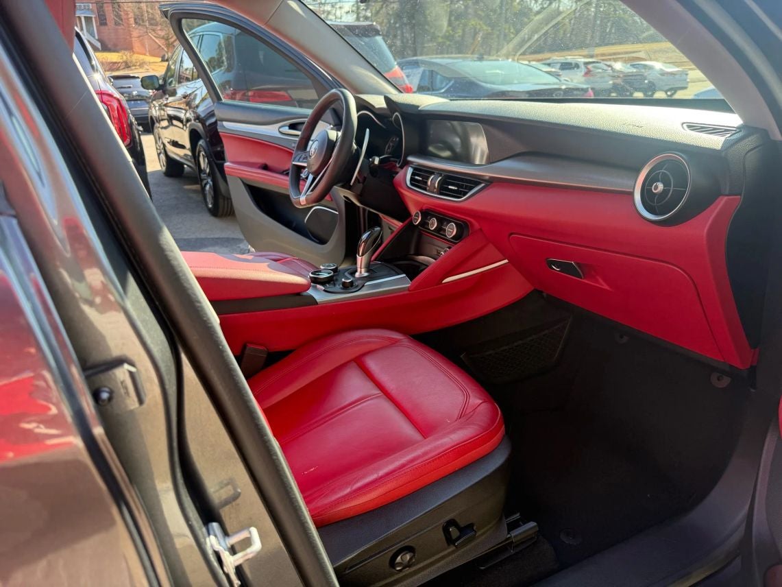 2019 Alfa Romeo Stelvio Sport SUV 4D