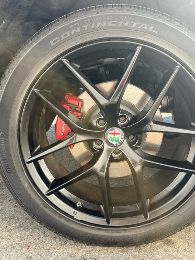 2019 Alfa Romeo Stelvio Sport SUV 4D